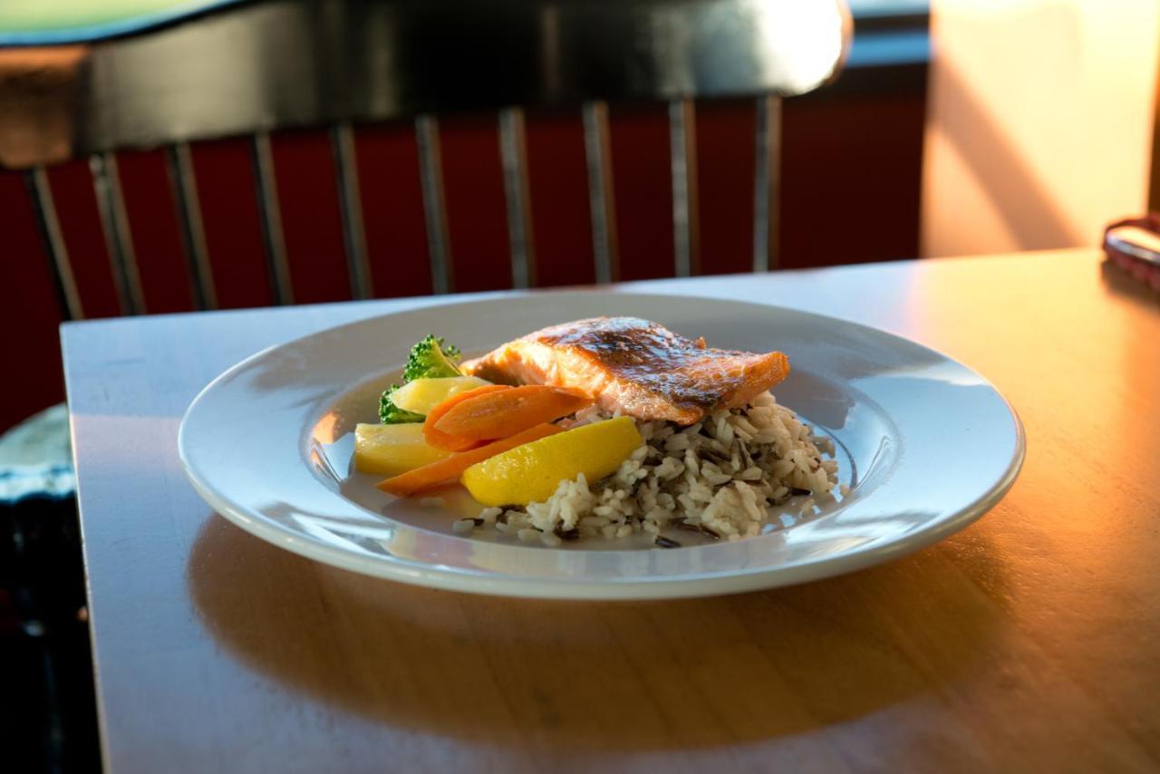 Clarenville Inn Екстериор снимка