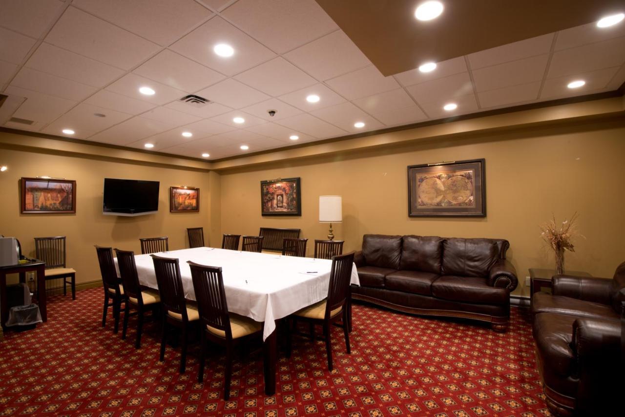 Clarenville Inn Екстериор снимка