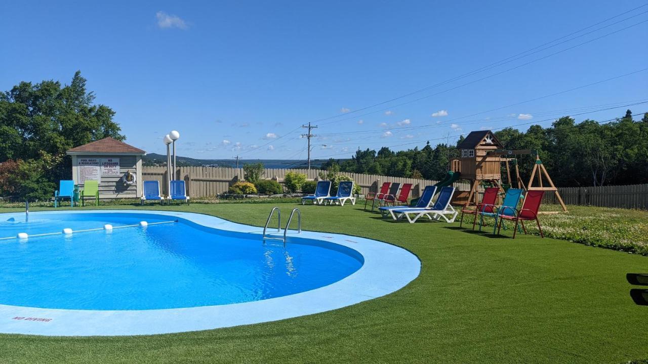 Clarenville Inn Екстериор снимка