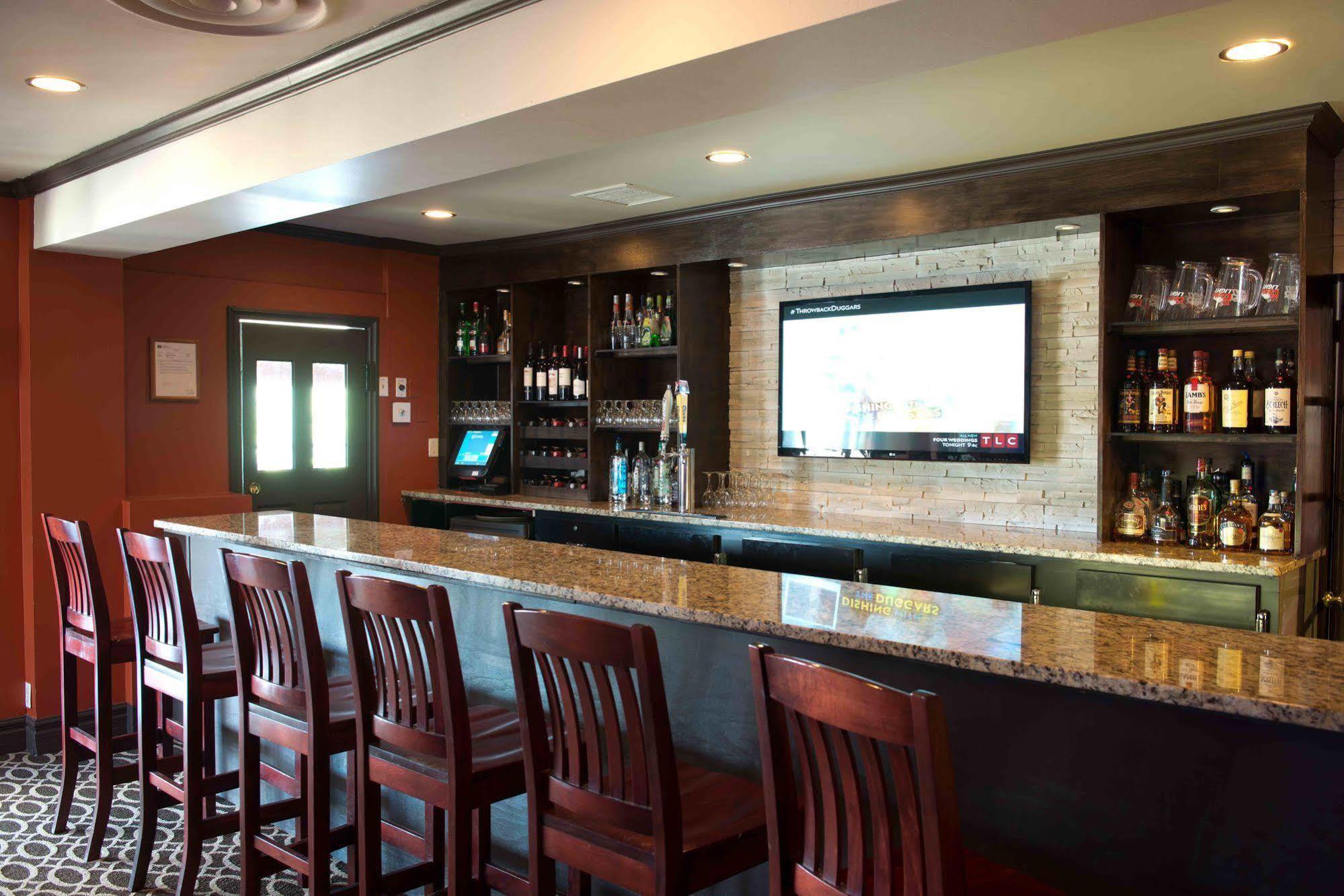 Clarenville Inn Екстериор снимка