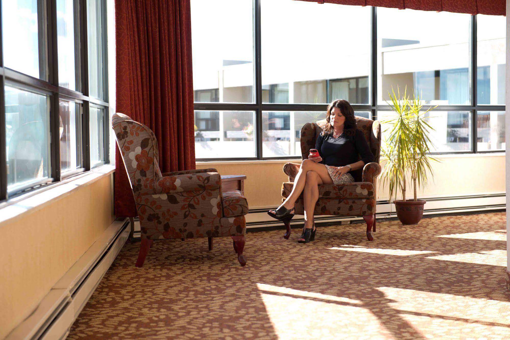 Clarenville Inn Екстериор снимка